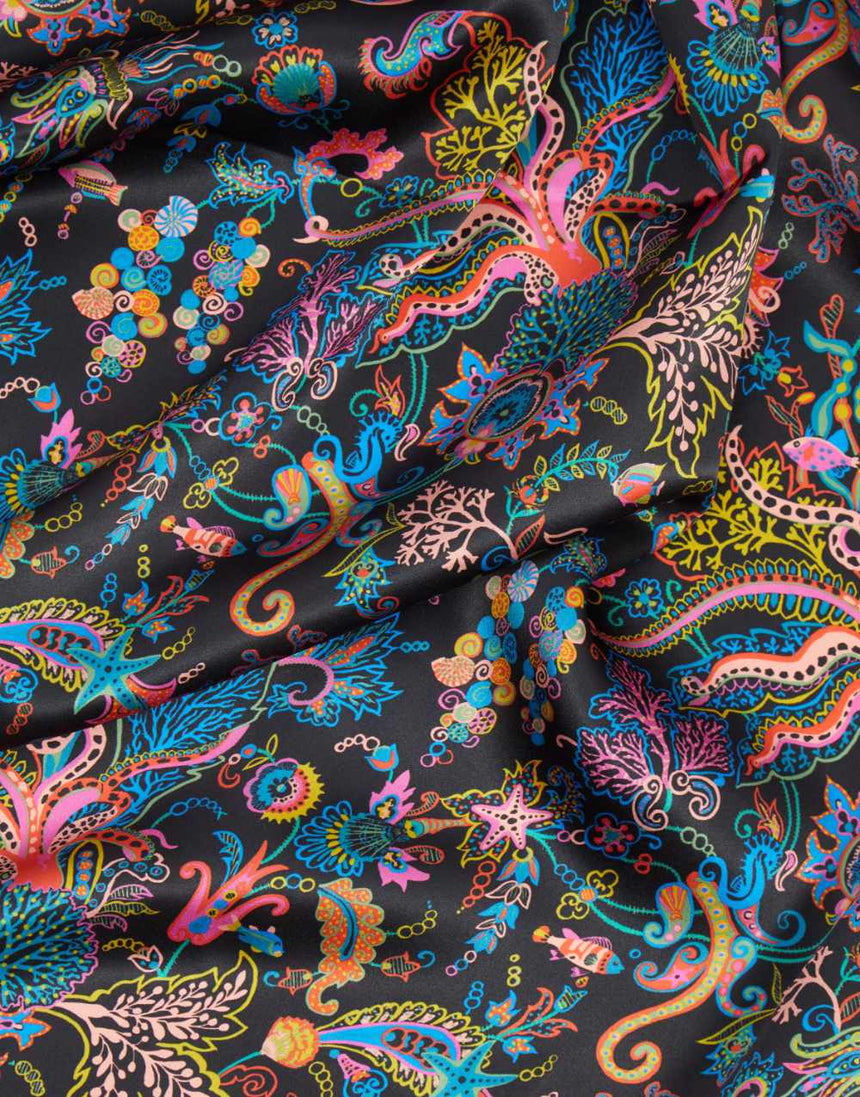 Liberty Fabrics Liberty Fabrics Belgravia Silk Satin SS23: Beauty and Chaos Liberty Fabrics Belgravia Silk Satin Ocean Deep A 15155