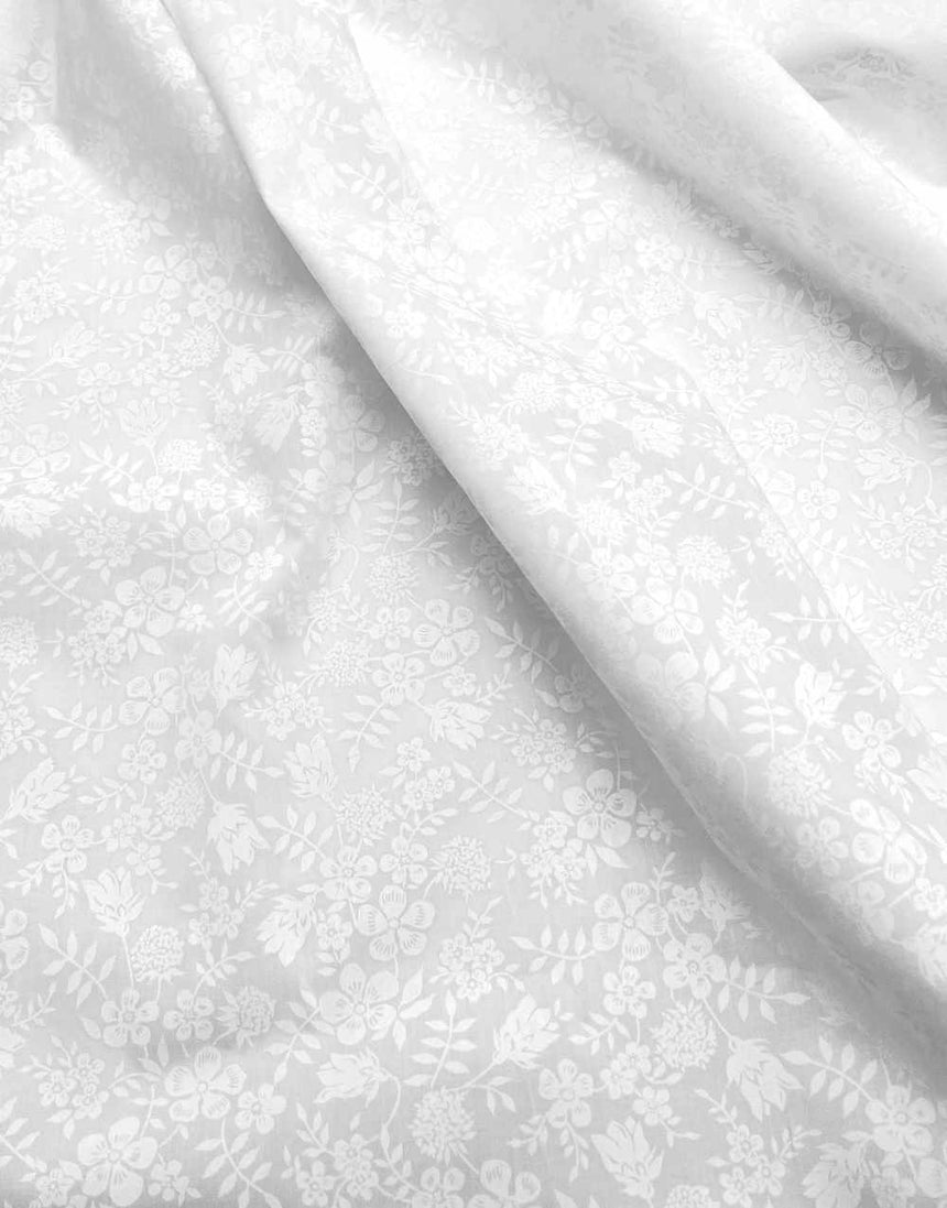 Liberty Fabrics Liberty Fabrics Tana Lawn® Classic Tana Lawn® Liberty Fabrics Tana Lawn® Pigment Edenham White on White 15669