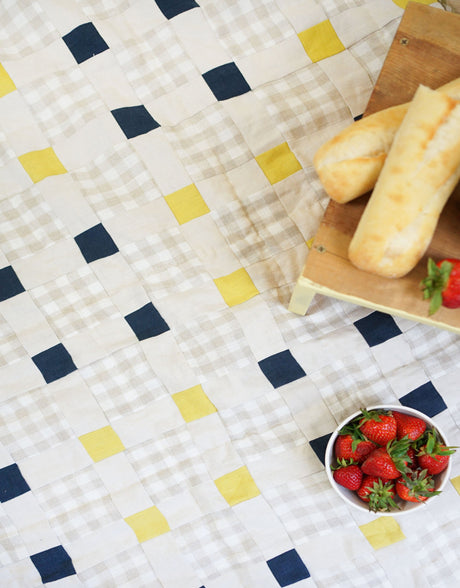 Picnic Square Quilt PDF Sewing Pattern, Matchy Matchy Sewing Club