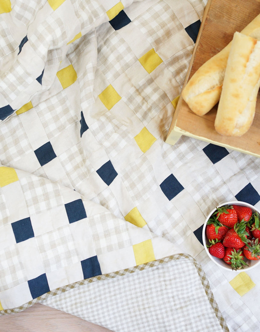 Picnic Square Quilt PDF Sewing Pattern, Matchy Matchy Sewing Club