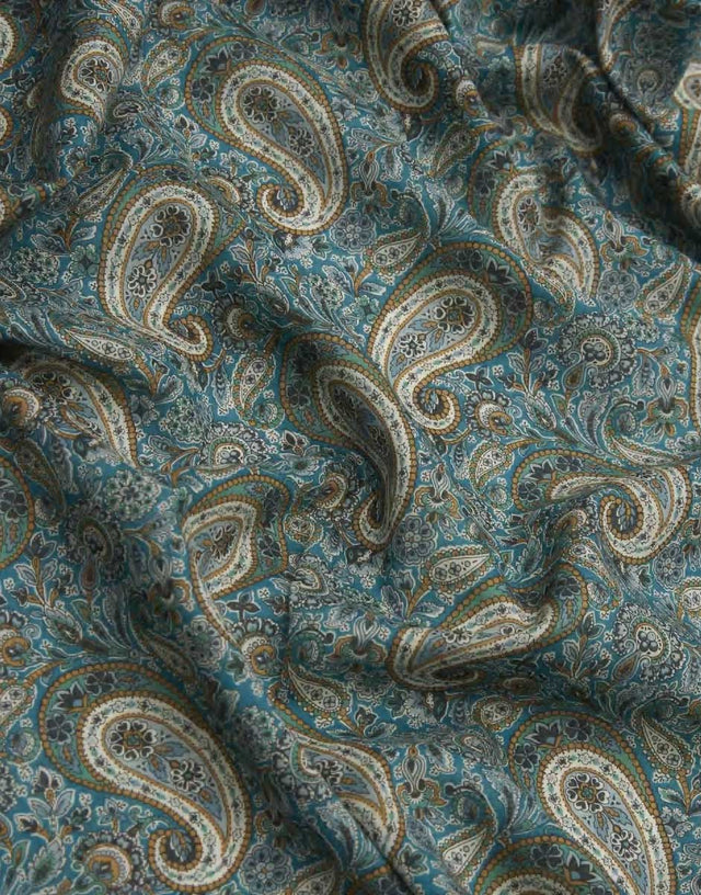 Liberty Fabrics Liberty Fabrics Tana Lawn® Classic Tana Lawn® Liberty Fabrics Tana Lawn® Lee Manor C 12580