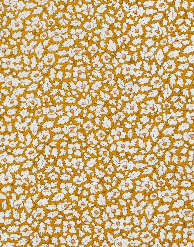 Liberty Fabrics Liberty Fabrics Tana Lawn® Classic Tana Lawn® Liberty Fabrics Tana Lawn® Feather Meadow A 13992