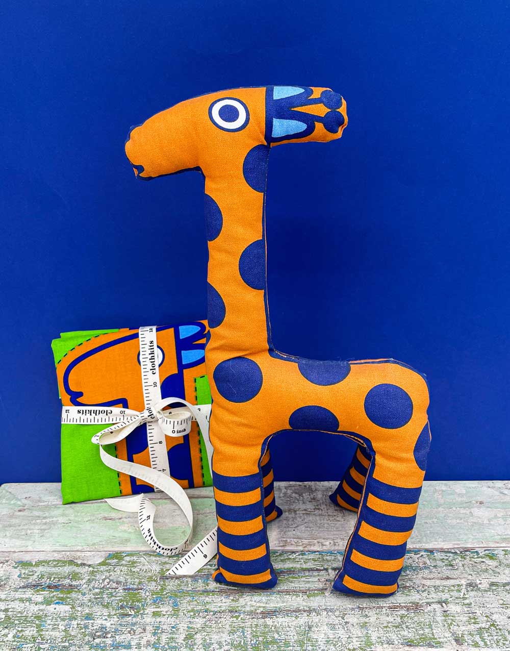 Retro Giraffe Sewing Kit Clothkits