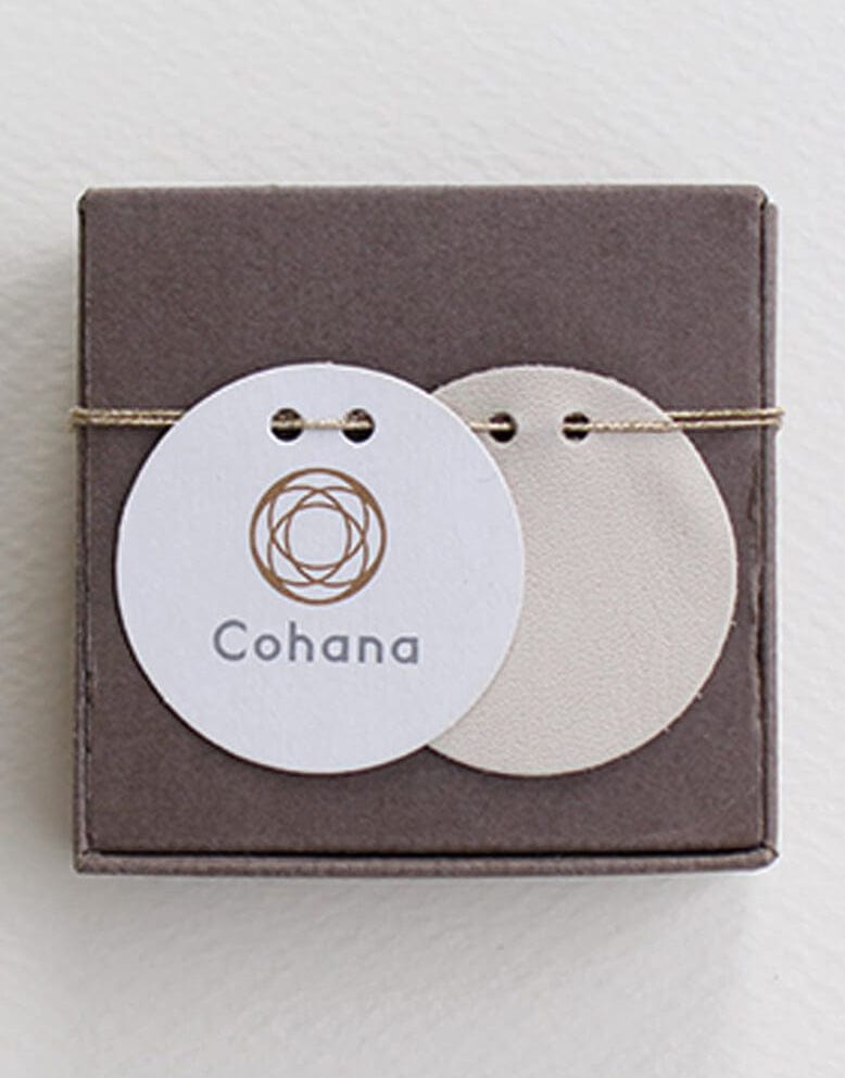 Cohana Pins Winter Gold Magnetic Ceramic Spool with Glass Headed Pins from Cohana 4972440451680 4972440451680