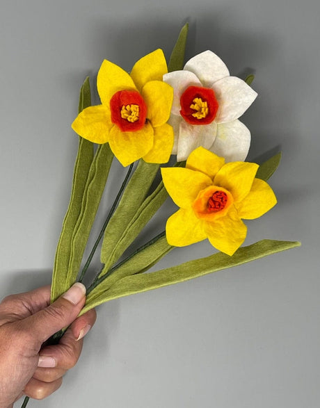 Crafty Kit Co Felt Craft Felt Daffodils Craft Kit, Crafty Kit Company 5060347382516 5060347382516