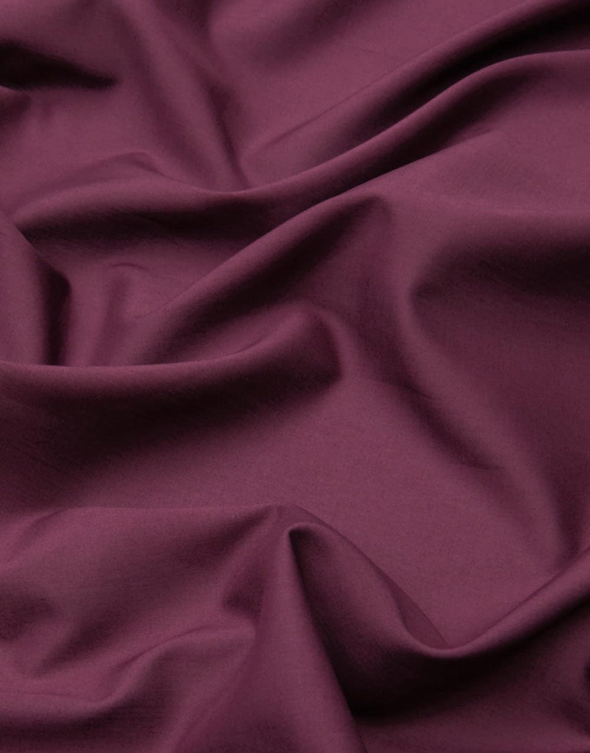 Liberty Fabrics Liberty Fabrics Tana Lawn® Plain Plain Tana Lawn® Liberty Fabrics Tana Lawn® Aubergine Plain Purple 48353058