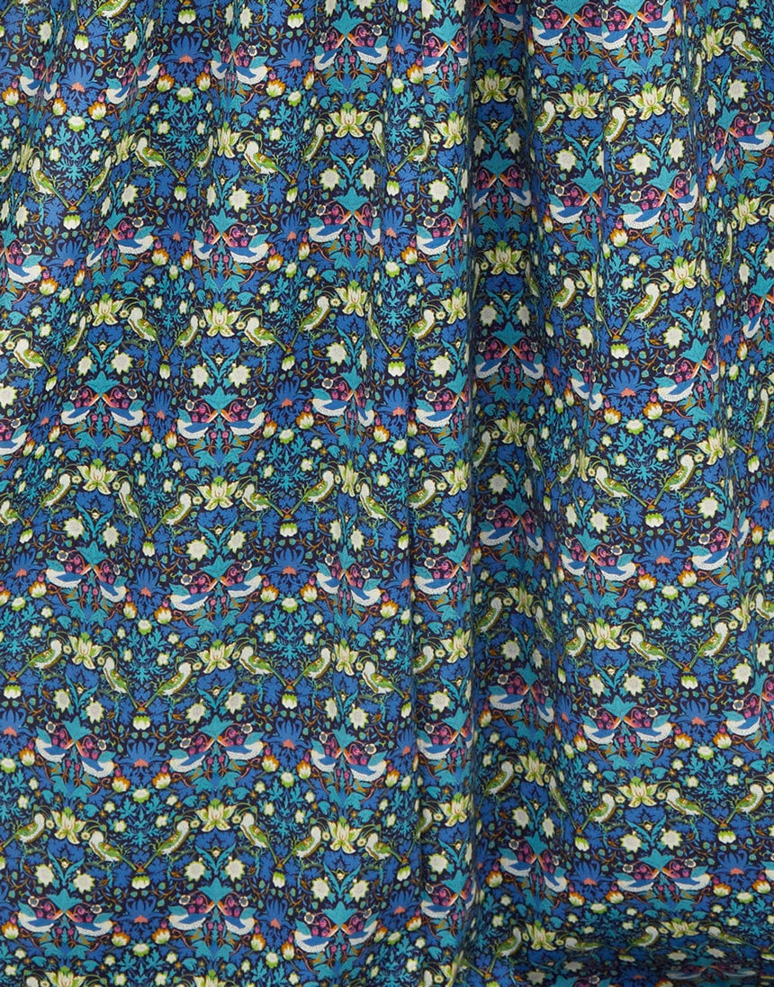 Liberty Fabrics Liberty Fabrics Tana Lawn® Classic Tana Lawn® Liberty Fabrics Tana Lawn® Strawberry Thief J 42192674