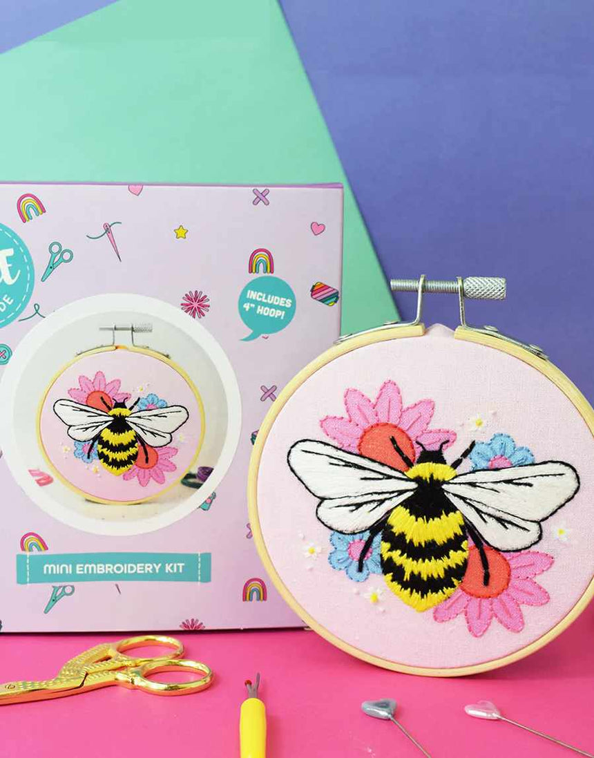 The Make Arcade Embroidery Midsummer Bee Mini Embroidery Kit, The Make Arcade 13334